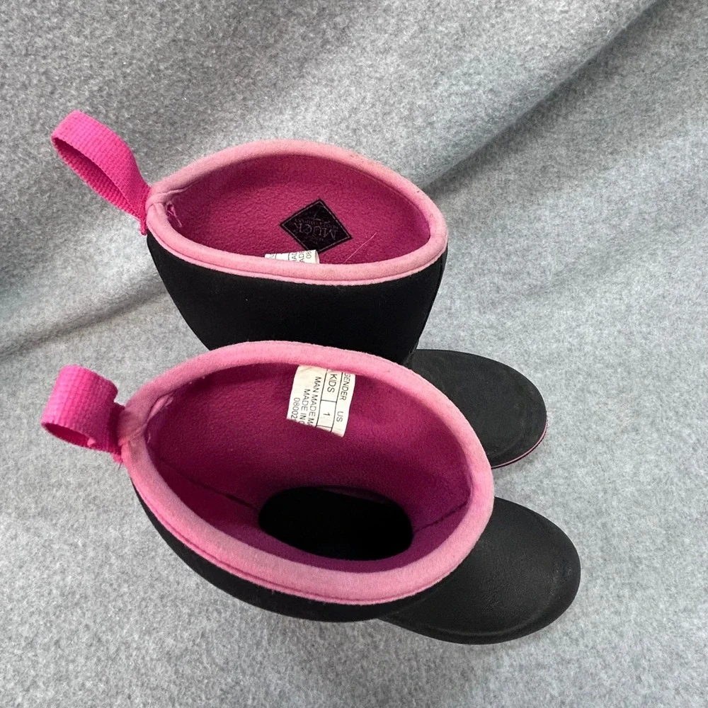 Muck Logo Kids Black Pink Muck Boot Company Waterproof Neoprene Boots Size 1
